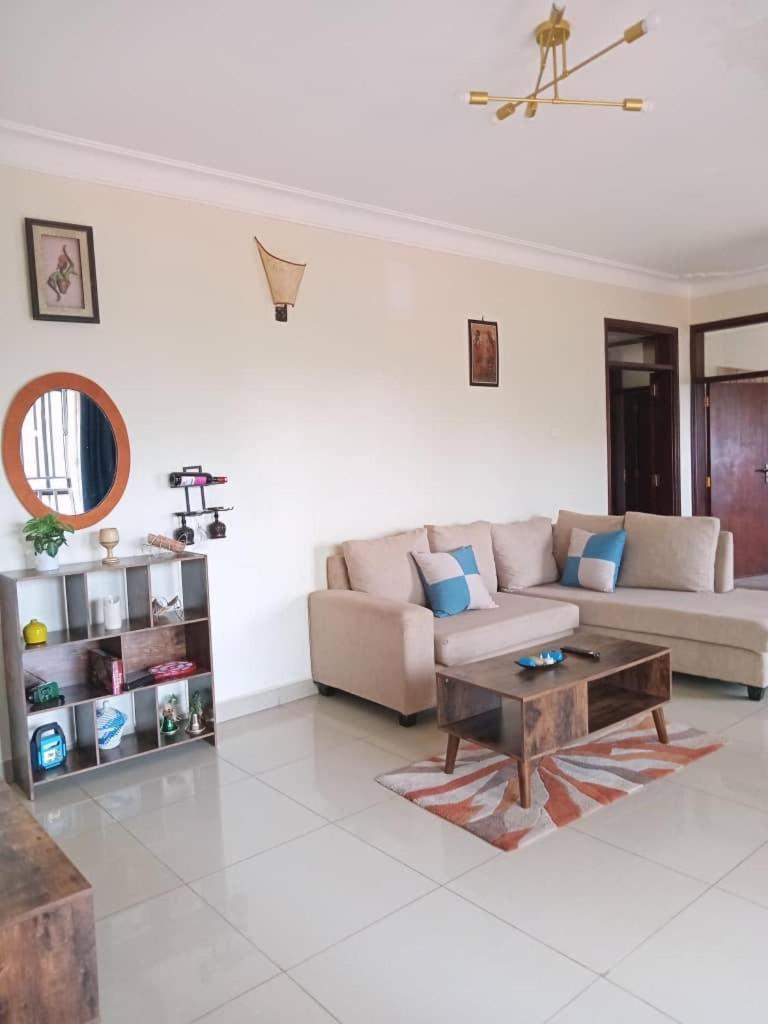 The Abode Apartments Lake View & Breakfast Suite Near Beach Entebbe Exterior foto