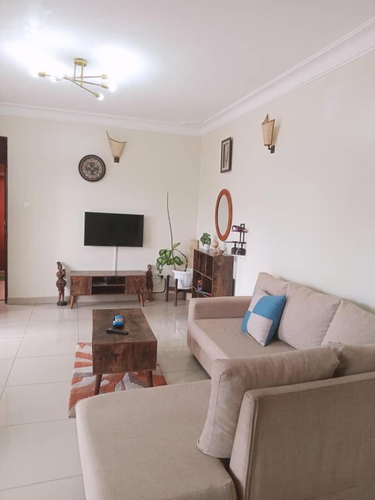 The Abode Apartments Lake View & Breakfast Suite Near Beach Entebbe Exterior foto